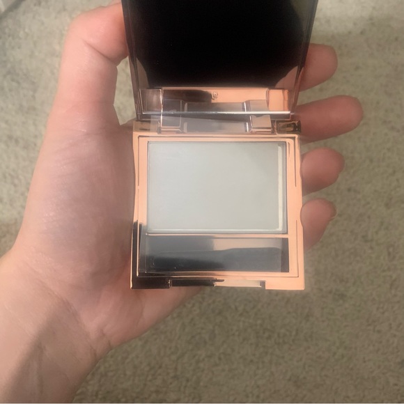 NWT Revolution makeup Soap Styler - Picture 1 of 4